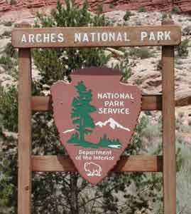 Arches Sign